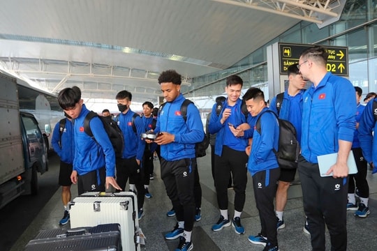 Sáng nay 3/1, đội tuyển Việt Nam lên đường sang Thái Lan đá chung kết lượt về ASEAN Cup 2024