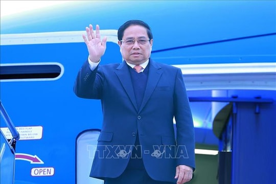 Thủ tướng Chính phủ Phạm Minh Chính lên đường thăm, làm việc tại Lào