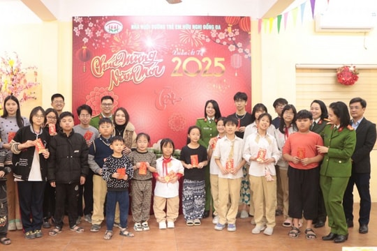 Tết đong đầy yêu thương