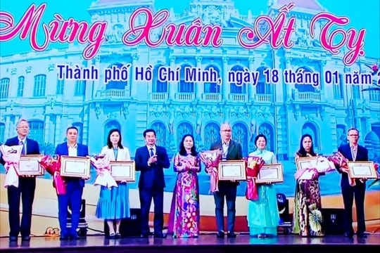 Thành phố Hồ Chí Minh thiết lập quy trình “một cửa” cho nhà đầu tư kiều bào