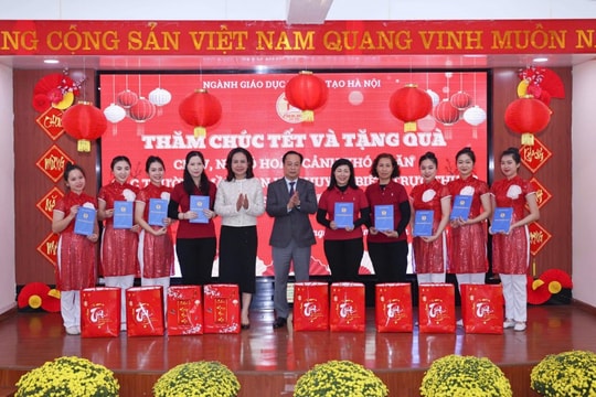 Hàng nghìn giáo viên Hà Nội được nhận thưởng Tết theo Nghị định 73