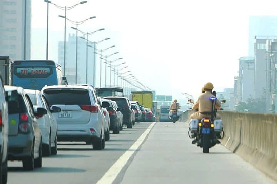 Các phương tiện được đi vào làn khẩn cấp trên tuyến vành đai 3 trên cao