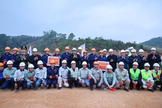 Thủ tướng: Thông toàn tuyến cao tốc từ Cao Bằng tới Cà Mau trong năm nay