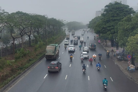 Hà Nội mưa, rét đậm về đêm và sáng