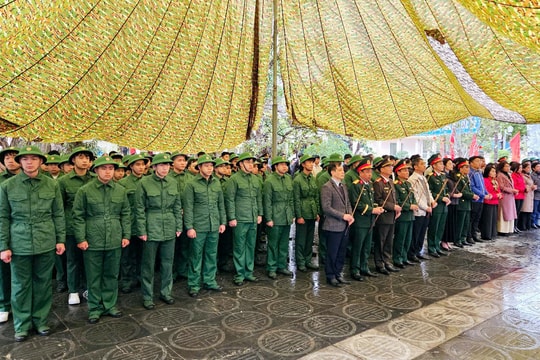 103 thanh niên quận Hà Đông tiếp lửa truyền thống trước ngày nhập ngũ