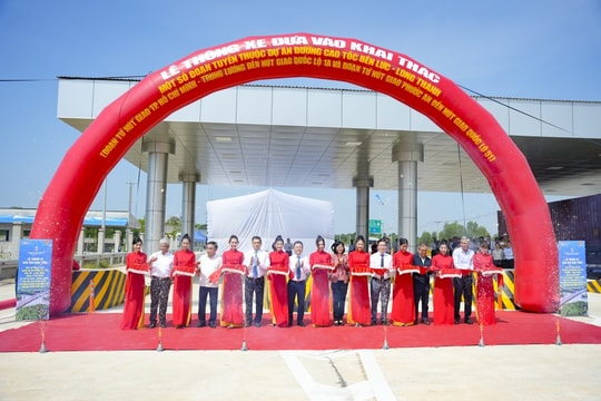 Đưa vào khai thác 10,4 km dự án đường cao tốc Bến Lức - Long Thành