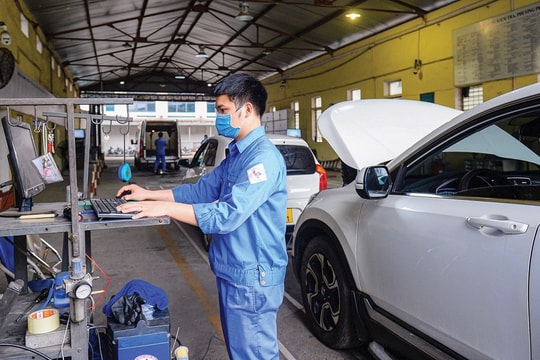 Tháo gỡ khó khăn cho các xe kinh doanh vận tải khi đăng kiểm