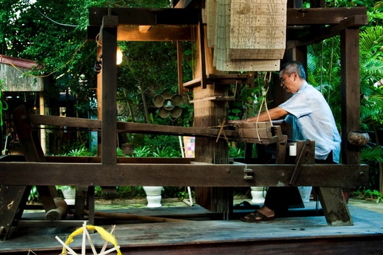 Hà Nội đón nhận danh hiệu 2 làng nghề là thành viên của Mạng lưới các thành phố thủ công sáng tạo trên toàn thế giới vào ngày 14-2-2025