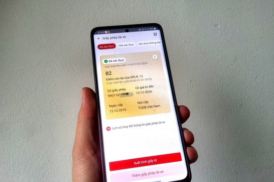 Xuất hiện chiêu trò mạo danh Công an hướng dẫn tích hợp điểm giấy phép lái xe