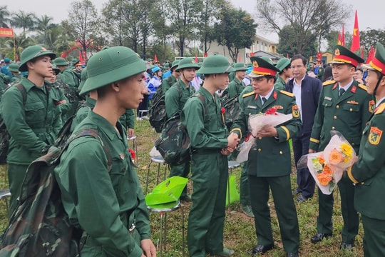 Hà Nội: Giao chỉ tiêu tuyển quân phù hợp với từng địa phương
