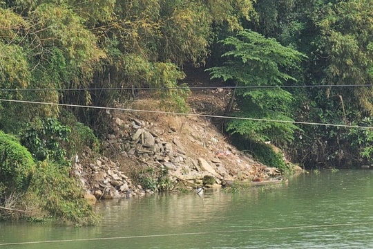 Quảng Nam Có hay không hiện tượng đổ trái phép chất thải xây dựng tại bờ sông Vĩnh Điện?