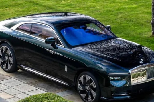 Rolls-Royce Spectre Soulmate – Chiếc xe “tình yêu” độc nhất thế giới