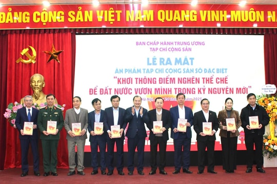 Ra mắt ấn phẩm đặc biệt “Khơi thông điểm nghẽn thể chế để đất nước vươn mình”