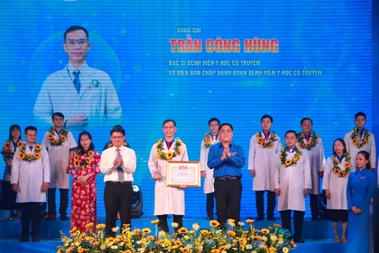 TP Hồ Chí Minh: 73 thầy thuốc trẻ nhận Giải thưởng Phạm Ngọc Thạch năm 2025