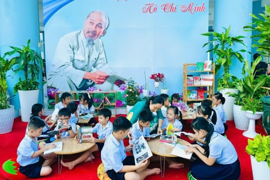 TP Hồ Chí Minh: Người dân phấn khởi với chính sách hỗ trợ học phí