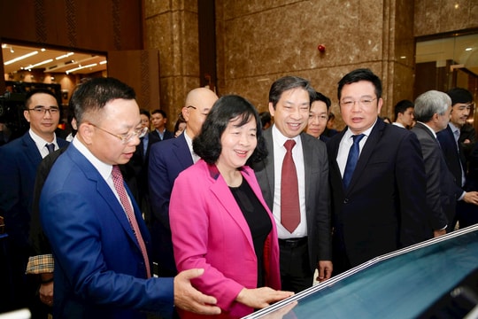 Hà Nội tiên phong áp dụng 8 ứng dụng chuyển đổi số dùng chung 3 cấp trong toàn hệ thống chính trị