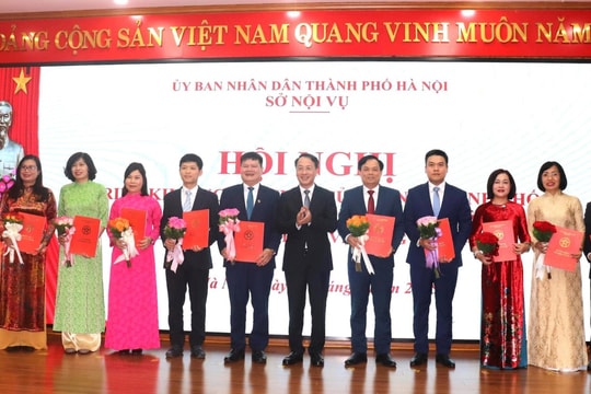 Sở Nội vụ Hà Nội công bố quyết định về công tác cán bộ