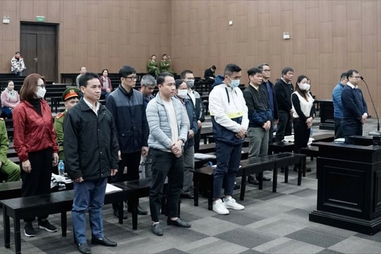 11 bị cáo trong vụ án "Chuyến bay giải cứu" giai đoạn 2 xin giảm nhẹ hình phạt