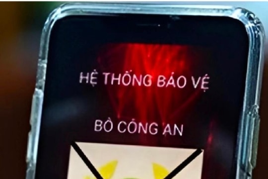 Nhà trường không thông báo hoàn tiền học phí qua tin nhắn, điện thoại