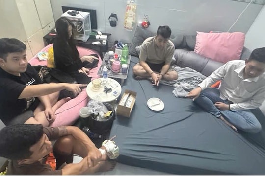 Công an triệt phá đường dây mua bán ma tuý từ Campuchia