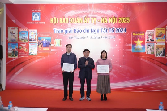 Báo Tuổi trẻ Thủ đô đoạt giải B bìa báo đẹp Hội báo Xuân Ất Tỵ 2025