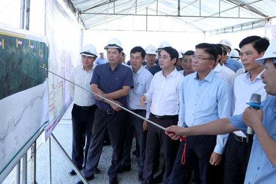Phó Thủ tướng Lê Thành Long kiểm tra, đôn đốc tiến độ 4 dự án đường cao tốc