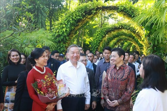 Tổng Bí thư Tô Lâm và Phu nhân dự Lễ đặt tên hoa lan tại Vườn thực vật quốc gia Singapore