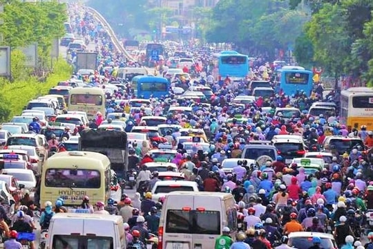 Nghiên cứu áp dụng quy chuẩn về khí thải ô tô, xe máy tại Hà Nội, TP Hồ Chí Minh sớm hơn