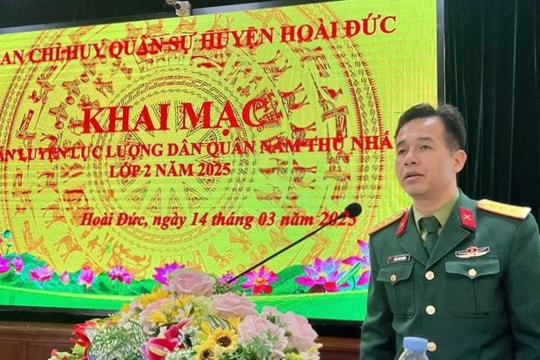 Hoài Đức khai mạc lớp huấn luyện cho 279 dân quân tự vệ