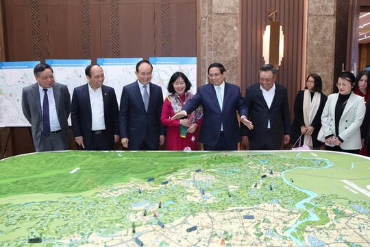 Vì hạnh phúc của Nhân dân, vì đất nước hùng cường