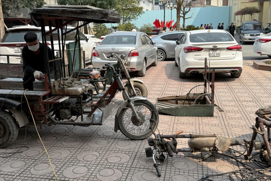 Vận động người dân tiêu hủy xe ba gác tự chế nhằm giảm thiểu vi phạm giao thông
