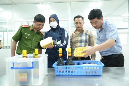 Phát hiện kho chứa thực phẩm hết hạn tại Bếp Lang Liêu