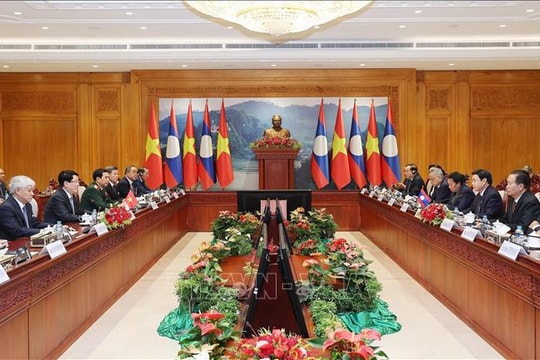 Chủ tịch nước Lương Cường hội kiến Chủ tịch Quốc hội Lào
