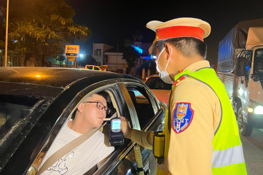 Gắn tuyên truyền với xử phạt vi phạm trật tự an toàn giao thông