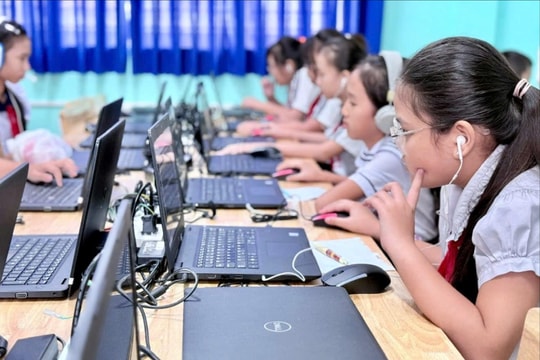 TP Hồ Chí Minh: Công nhận 100 trường học số đầu tiên