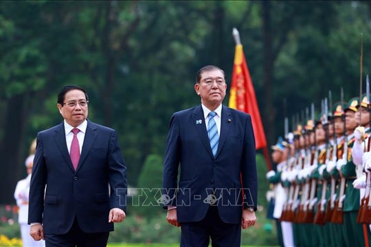 Thủ tướng Phạm Minh Chính chủ trì Lễ đón Thủ tướng Nhật Bản Ishiba Shigeru và Phu nhân thăm chính thức Việt Nam
