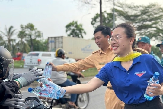 Dấu ấn đẹp của lực lượng CSGT TP Hồ Chí Minh trong dịp lễ