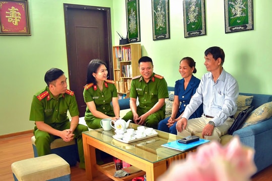 Cuộc đoàn tụ xúc động sau 57 năm nhờ dữ liệu dân cư