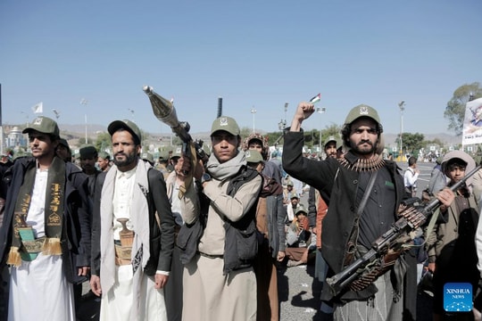 Mỹ cảnh báo Iran phải trả giá vì hậu thuẫn Houthi