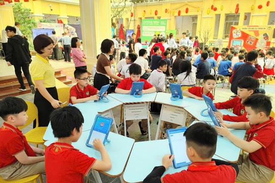 Hà Nội công bố các số điện thoại hỗ trợ tuyển sinh đầu cấp
