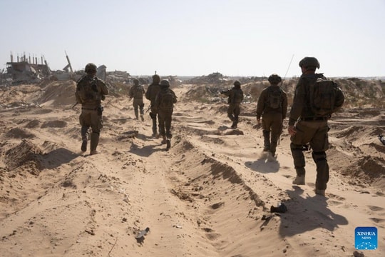 Israel triệu tập quân dự bị, chuẩn bị mở rộng tấn công Gaza