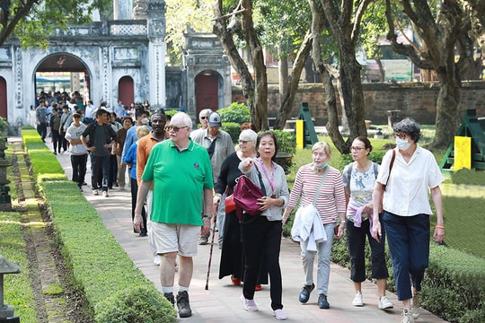 Nỗ lực để Du lịch Hà Nội giữ vững nhịp độ tăng trưởng