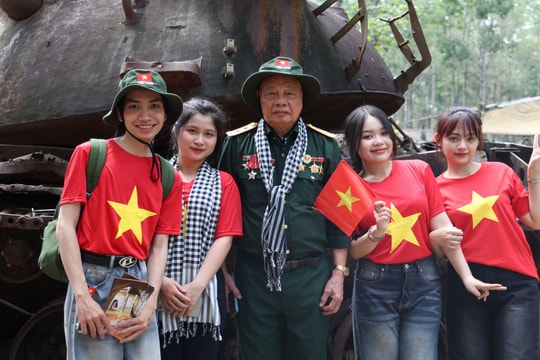 Khu Di tích lịch sử Địa đạo Củ Chi mở cửa cả ngày và đêm