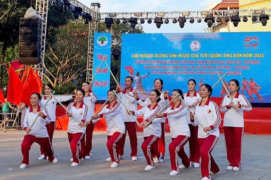 Người cao tuổi chung sức xây dựng Thủ đô