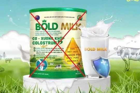 Một nhà thuốc tại TP Hồ Chí Minh có mặt hàng sữa giả