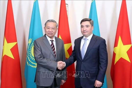 Tổng Bí thư Tô Lâm hội kiến Thủ tướng Kazakhstan