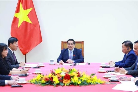 Thủ tướng Phạm Minh Chính điện đàm với Thủ tướng Australia