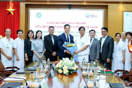 Pfizer Việt Nam và Bệnh viện Bạch Mai ký biên bản ghi nhớ tăng cường hợp tác chăm sóc sức khỏe
