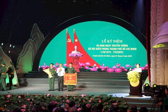 TP Hồ Chí Minh: Hơn 300 lượt cán bộ Biên phòng được tặng thưởng Huân chương