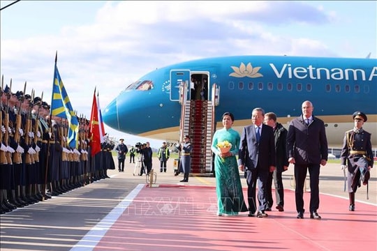 Tổng Bí thư Tô Lâm bắt đầu thăm chính thức Liên bang Nga và dự Lễ kỷ niệm 80 năm Ngày Chiến thắng trong chiến tranh Vệ quốc vĩ đại